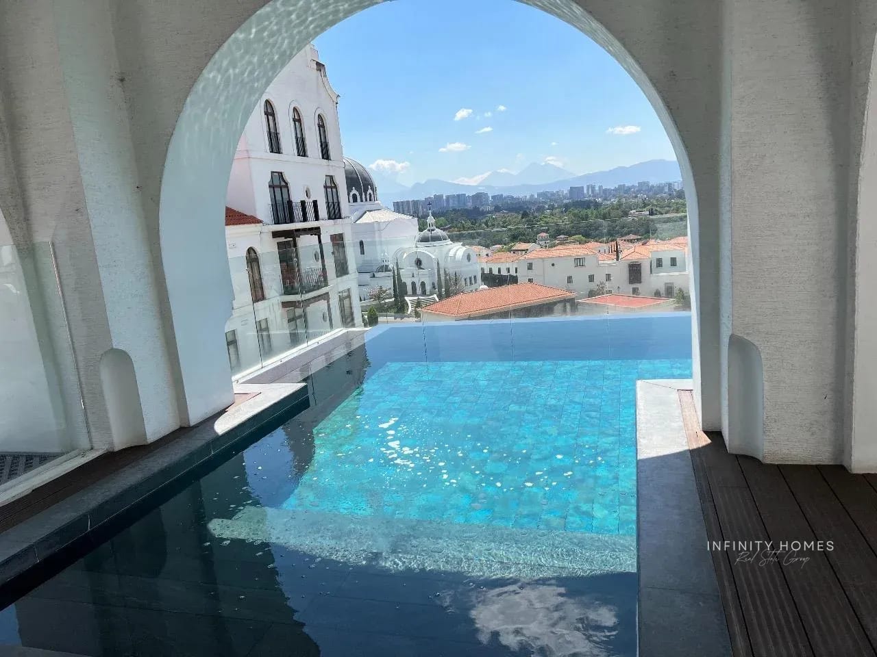 Apto Amueblado en Renta Lirios de Cayalá — Zona 16 — Apartamento en Alquiler en Lirios de Cayalá III, Zona 16, Guatemala, Ciudad — foto 2 de 11