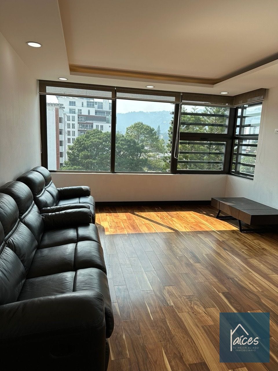 Apartamento en renta LIV Zona 15 (*20) — Apartamento en Alquiler en LIV, Zona 15, Guatemala, Ciudad — foto 3 de 17