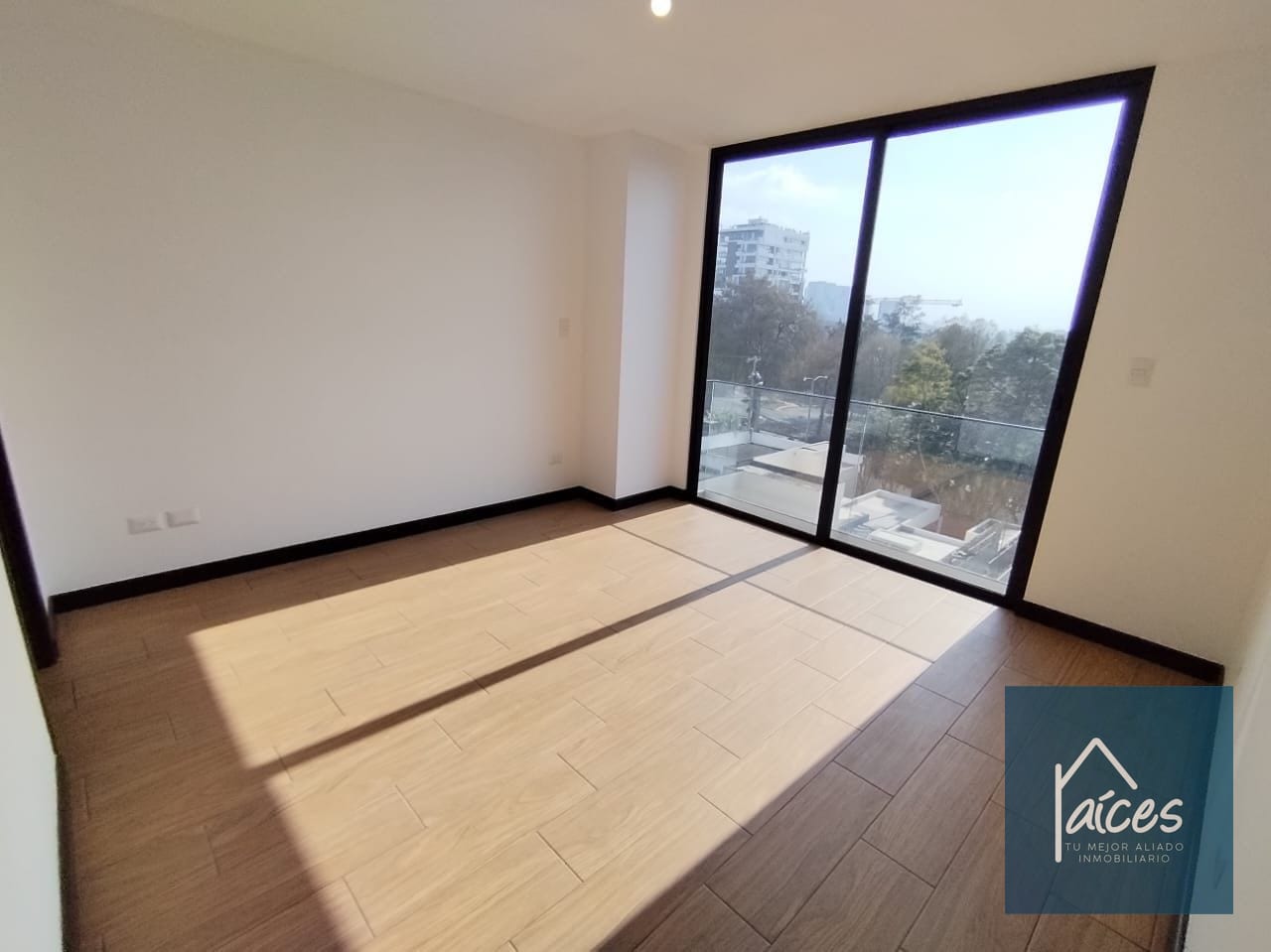 Apartamento en venta TORRE PRAGA Zona 15 (D) — Apartamento en Venta en Zona 15, Guatemala, Ciudad — foto 5 de 9