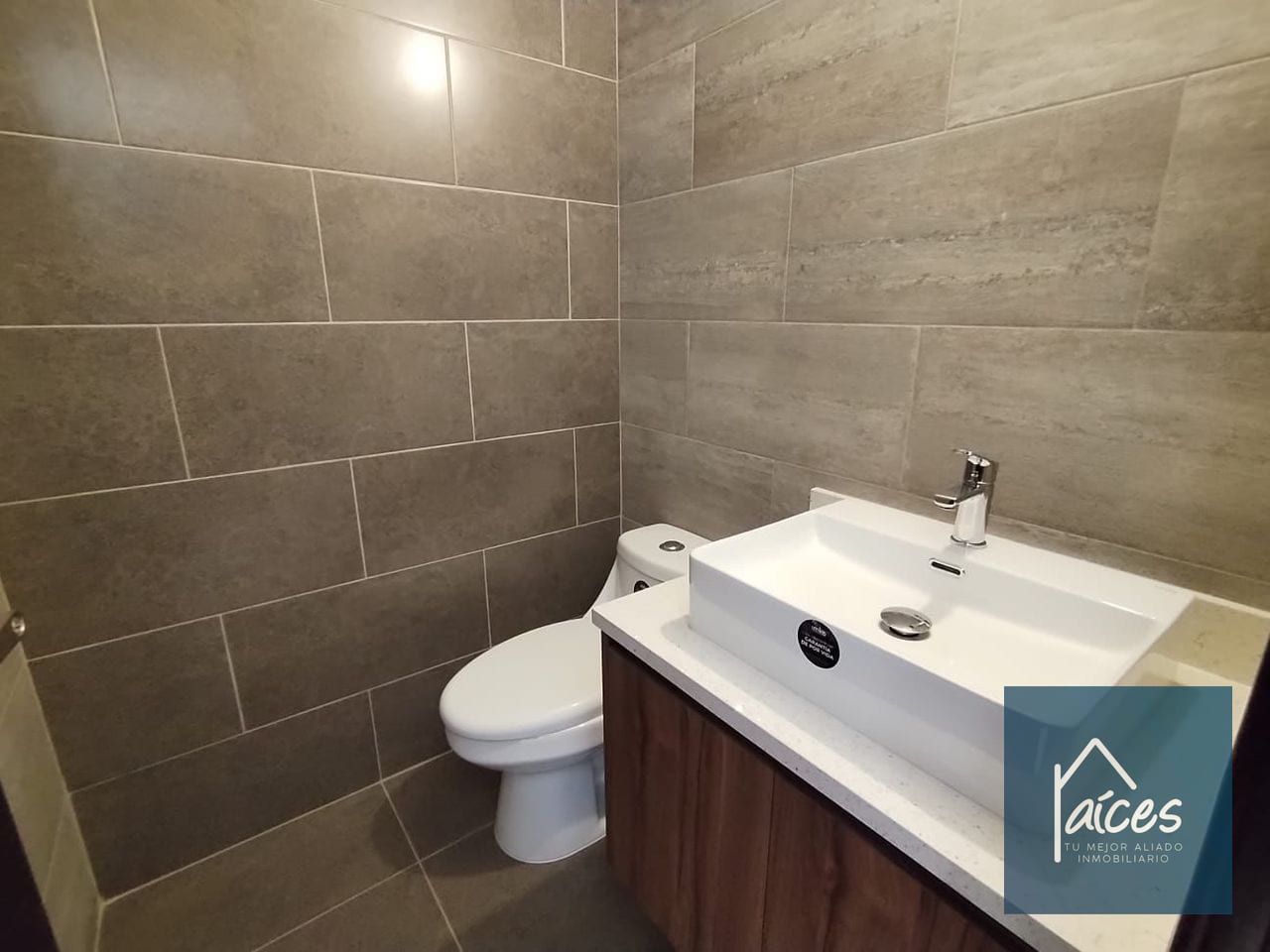 Apartamento en venta TORRE PRAGA Zona 15 (D) — Apartamento en Venta en Zona 15, Guatemala, Ciudad — foto 8 de 9