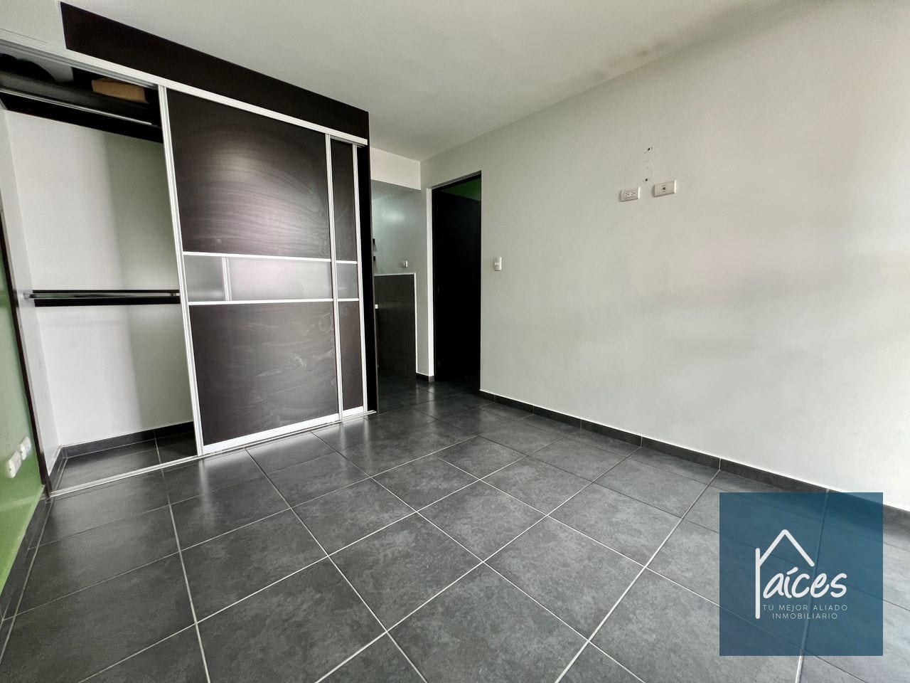 Apartamento en renta, MARISCAL UNO UNO Zona 11 (D) — Apartamento en Alquiler en Mariscal Uno Uno, Zona 11, Guatemala, Ciudad — foto 15 de 17