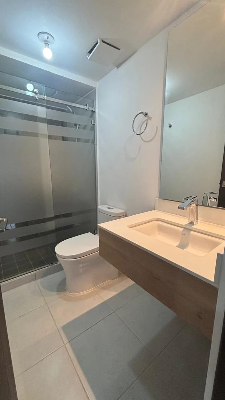 RENTA APARTAMENTO EN SERENA – Condado El Naranjo — Apartamento en Alquiler en Condado Naranjo, Zona 4 Mixco, Guatemala, Ciudad — foto 6 de 11