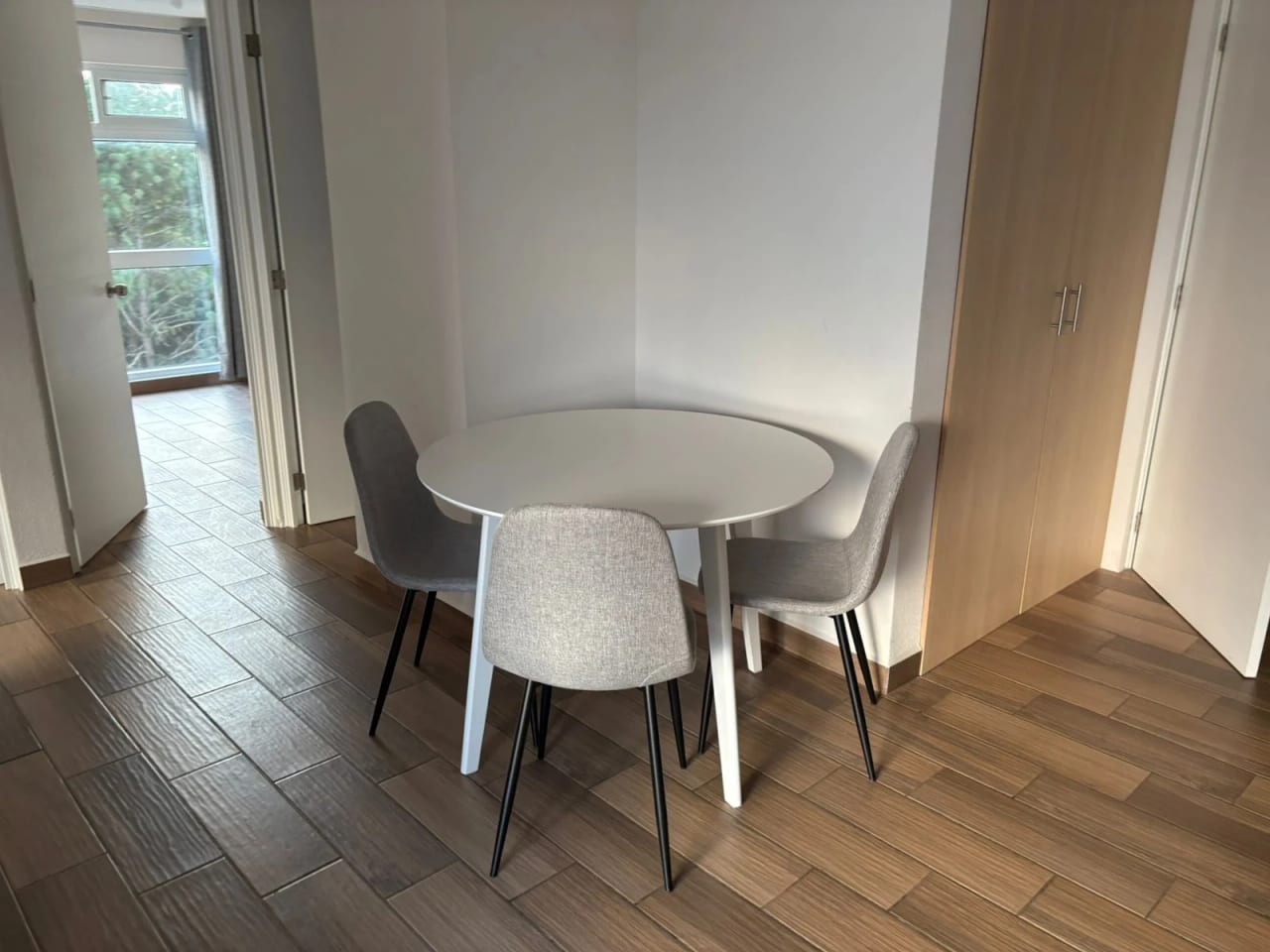 Apartamento en venta LARES zona 16 — Apartamento en Venta en Lares 16, Zona 16, Guatemala, Ciudad — foto 2 de 10