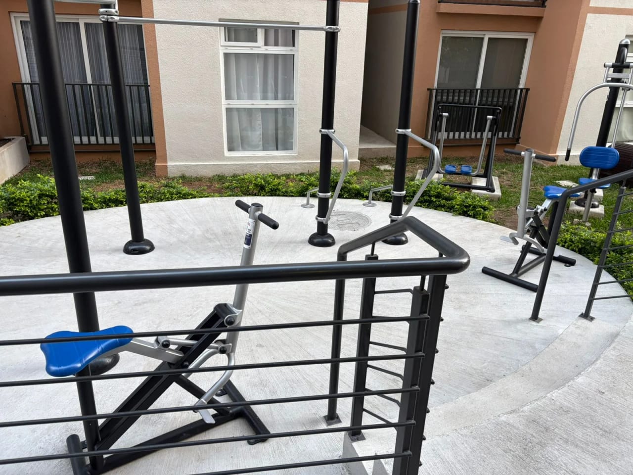 Apartamento en venta LARES zona 16 — Apartamento en Venta en Lares 16, Zona 16, Guatemala, Ciudad — foto 4 de 10