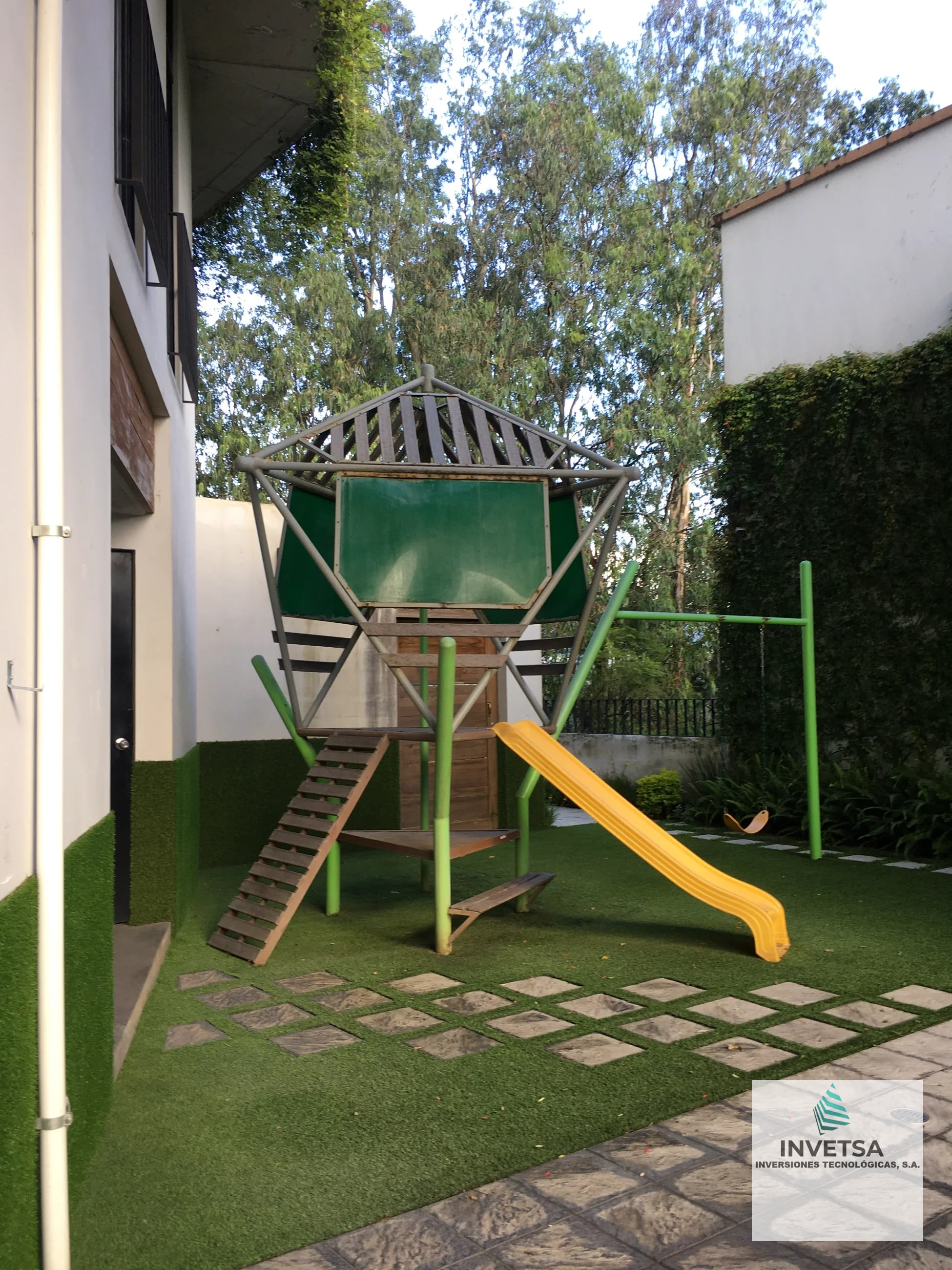 APARTAMENTO TIPO LOFT EN VENTA ZONA 10 FABRA — Apartamento en Venta en Fabra, Zona 10, Guatemala, Ciudad — foto 10 de 16