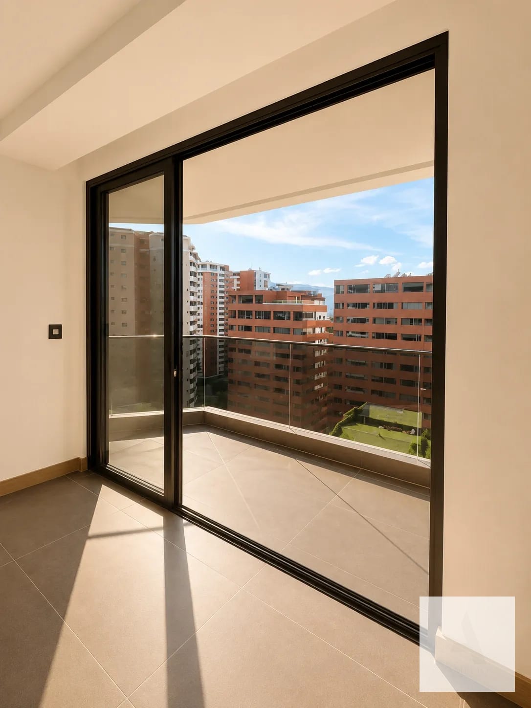 Apartamento contemporáneo - Vertic, zona 14 — Apartamento en Alquiler en Vertic, Zona 14, Guatemala, Ciudad — foto 4 de 16