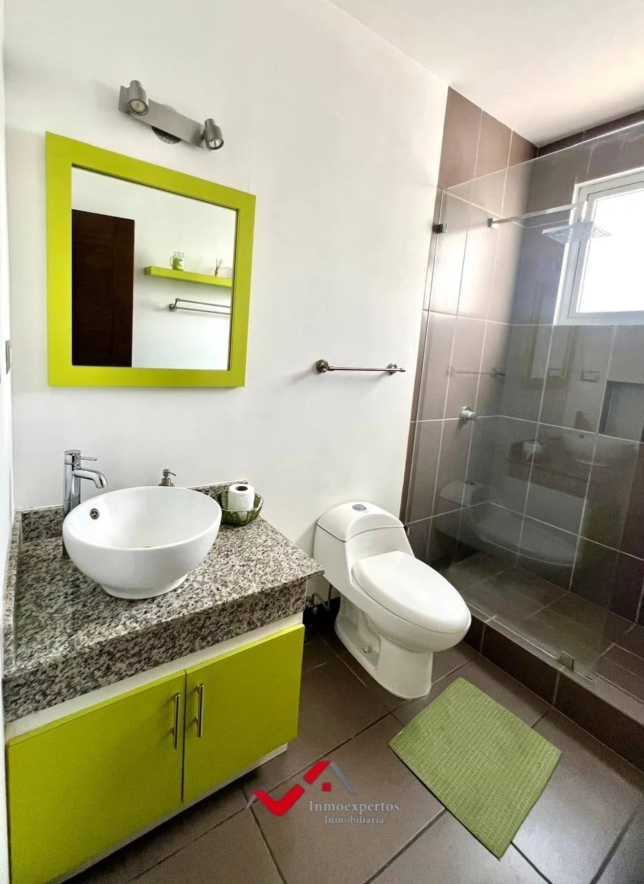 APARTAMENTO EN RENTA EN ZONA 16, EDIFICIO TRENTO — Apartamento en Alquiler en Zona 16, Guatemala, Ciudad — foto 3 de 8