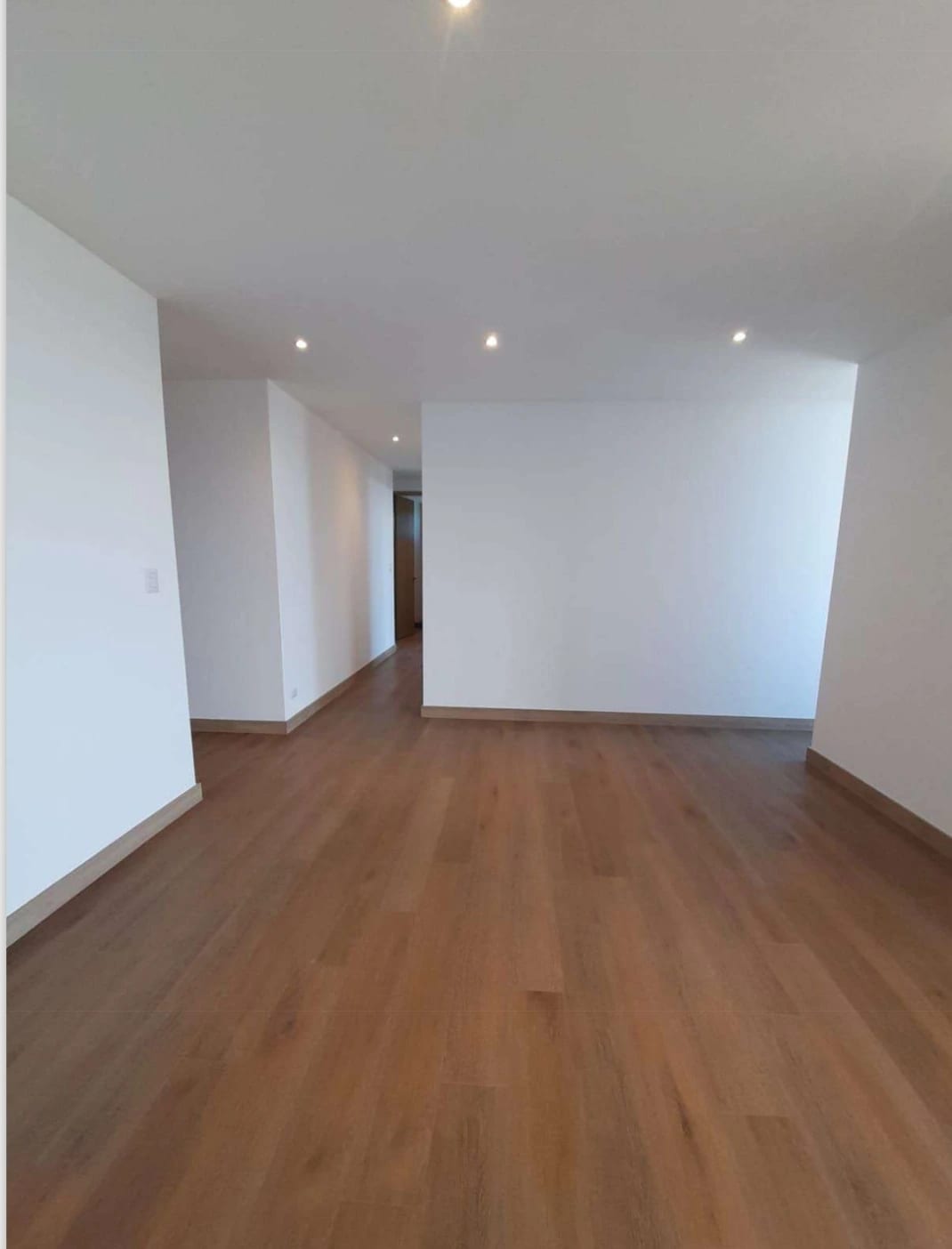 APARTAMENTO EN RENTA, ZONA 15 EDIFICIO TRIVA — Apartamento en Alquiler en Trivá, Zona 15, Guatemala, Ciudad — foto 1 de 17