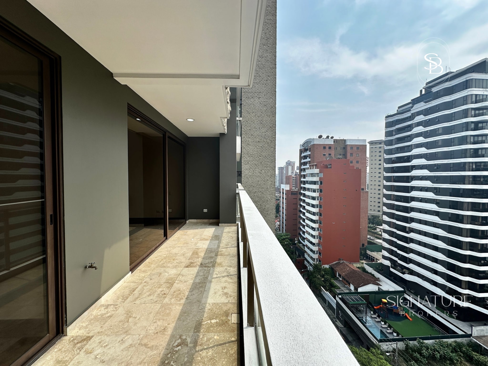 Apartamento en Venta - Tiffany Quinta, Zona 14 - 9