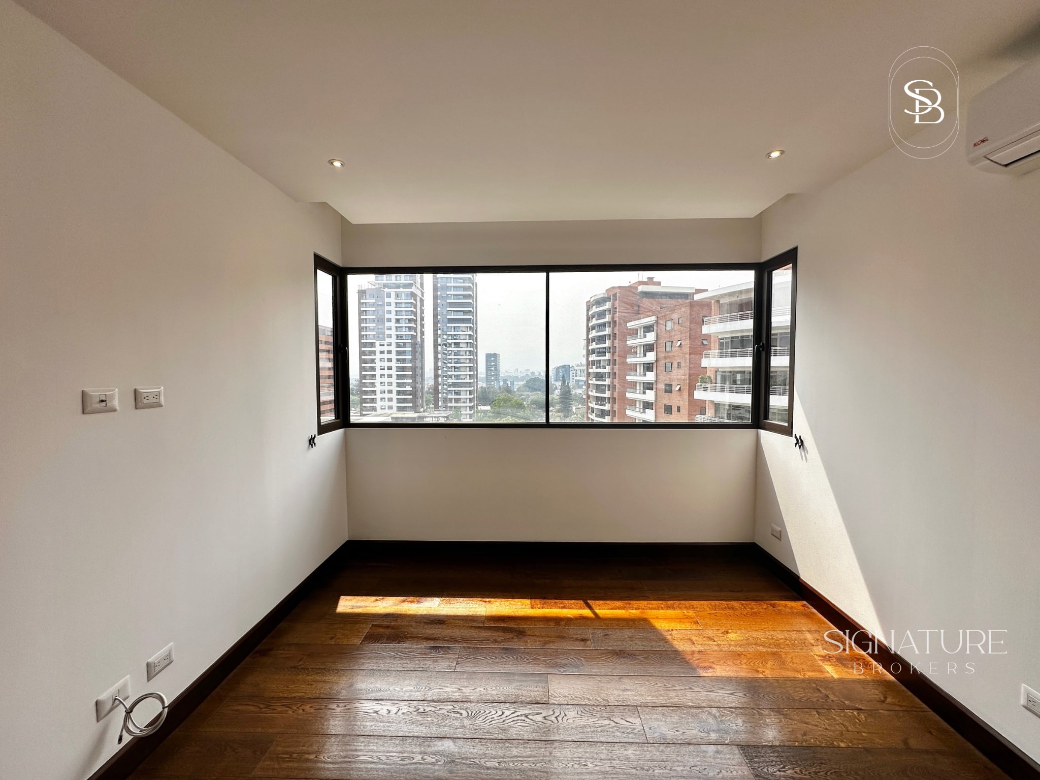 Apartamento en Venta - Tiffany Quinta, Zona 14 - 5