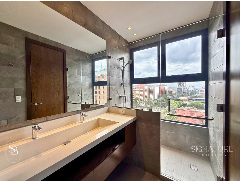 Apartamento en Venta - Santa Sofia 7A, Zona 10 — Apartamento en Venta en Santa Sofía 7AV, Zona 10, Guatemala, Ciudad — foto 5 de 9