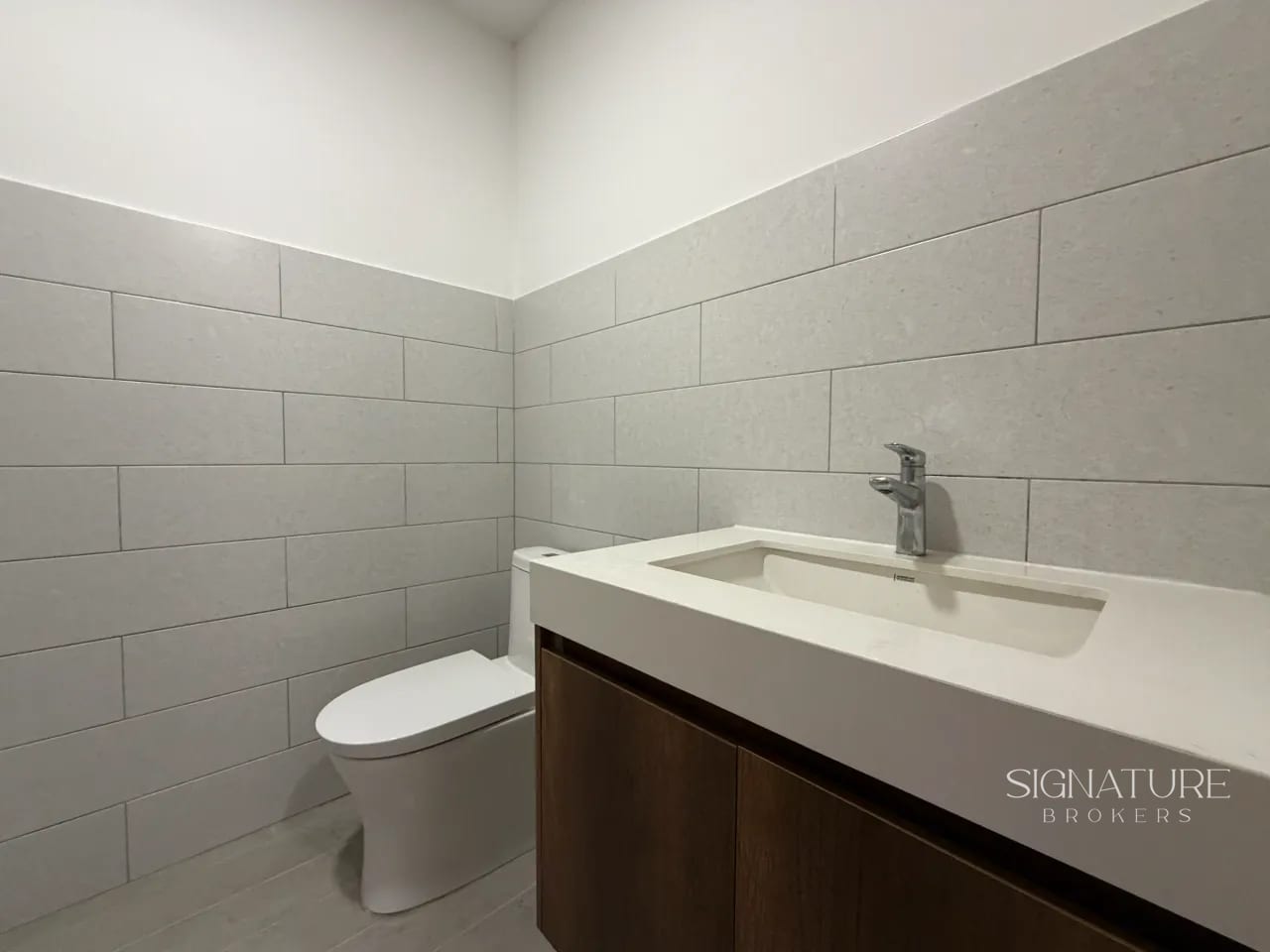 Apartamento en Renta semi-amueblado - Edificio Providencia Z.13 — Apartamento en Alquiler en Providencia Apartamentos, Zona 13, Guatemala, Ciudad — foto 10 de 10