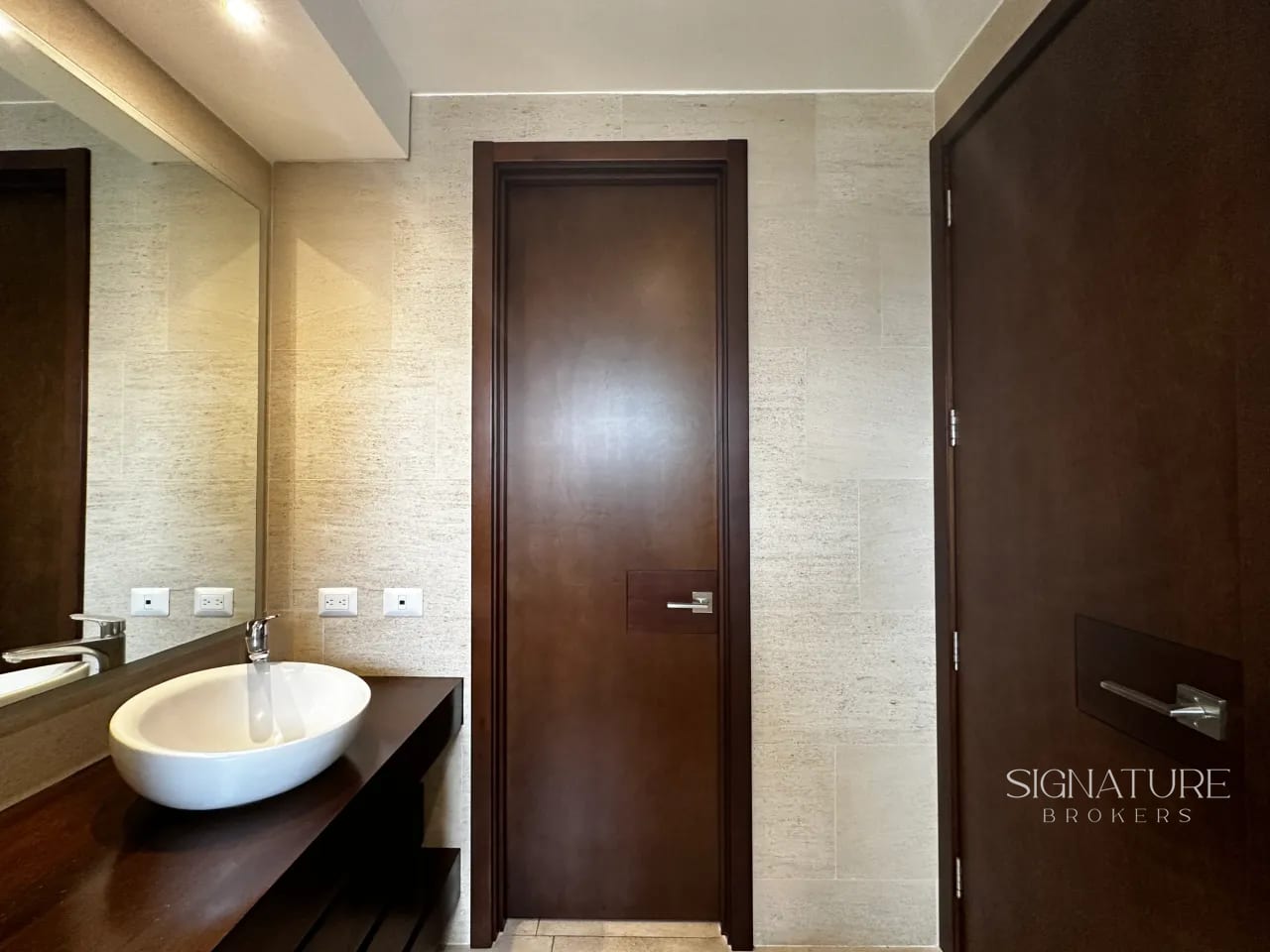 Apartamento en Venta - Tiffany 5ta zona 14 — Apartamento en Venta en Tiffany 5ta Avenida, Zona 14, Guatemala, Ciudad — foto 7 de 9