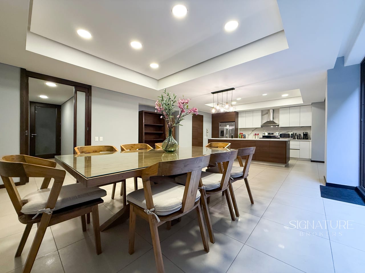 Apartamento en Venta - 4a Avenida, Zona 14 — Apartamento en Venta en Zona 14, Guatemala, Ciudad — foto 1 de 10