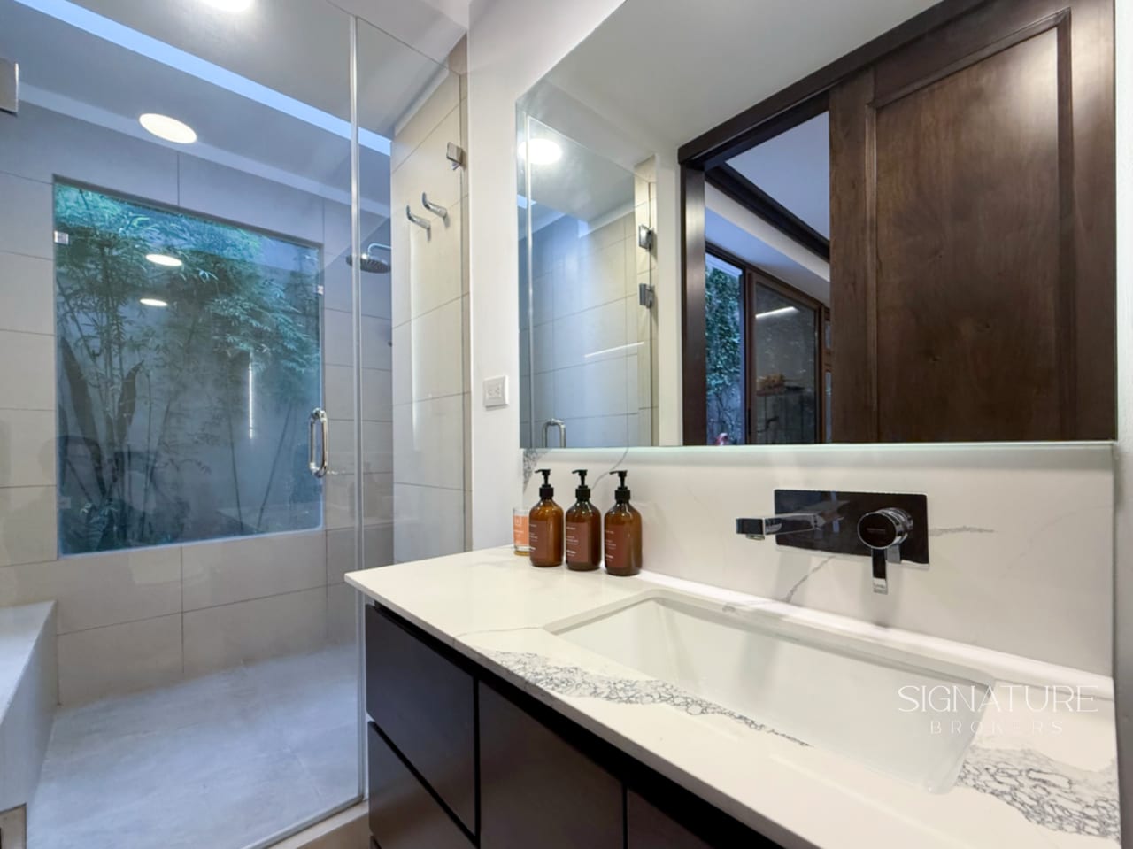 Apartamento en Venta - 4a Avenida, Zona 14 — Apartamento en Venta en Zona 14, Guatemala, Ciudad — foto 4 de 10
