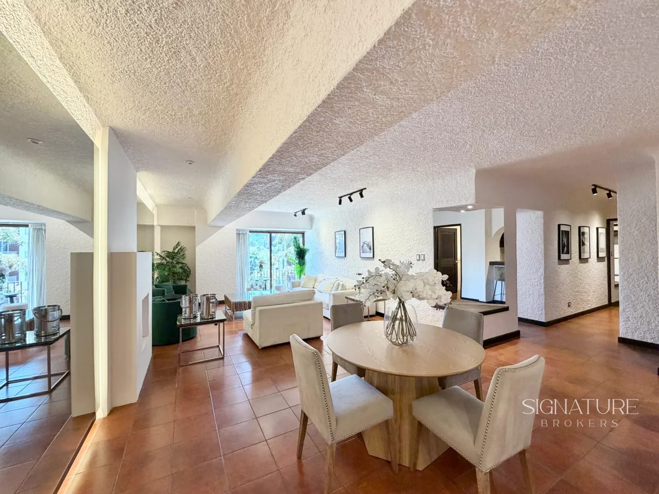 Apartamento amueblado en renta - Mediterranium, Vista Hermosa I Z.15 — Apartamento en Alquiler en Zona 15, Guatemala, Ciudad — foto 3 de 10