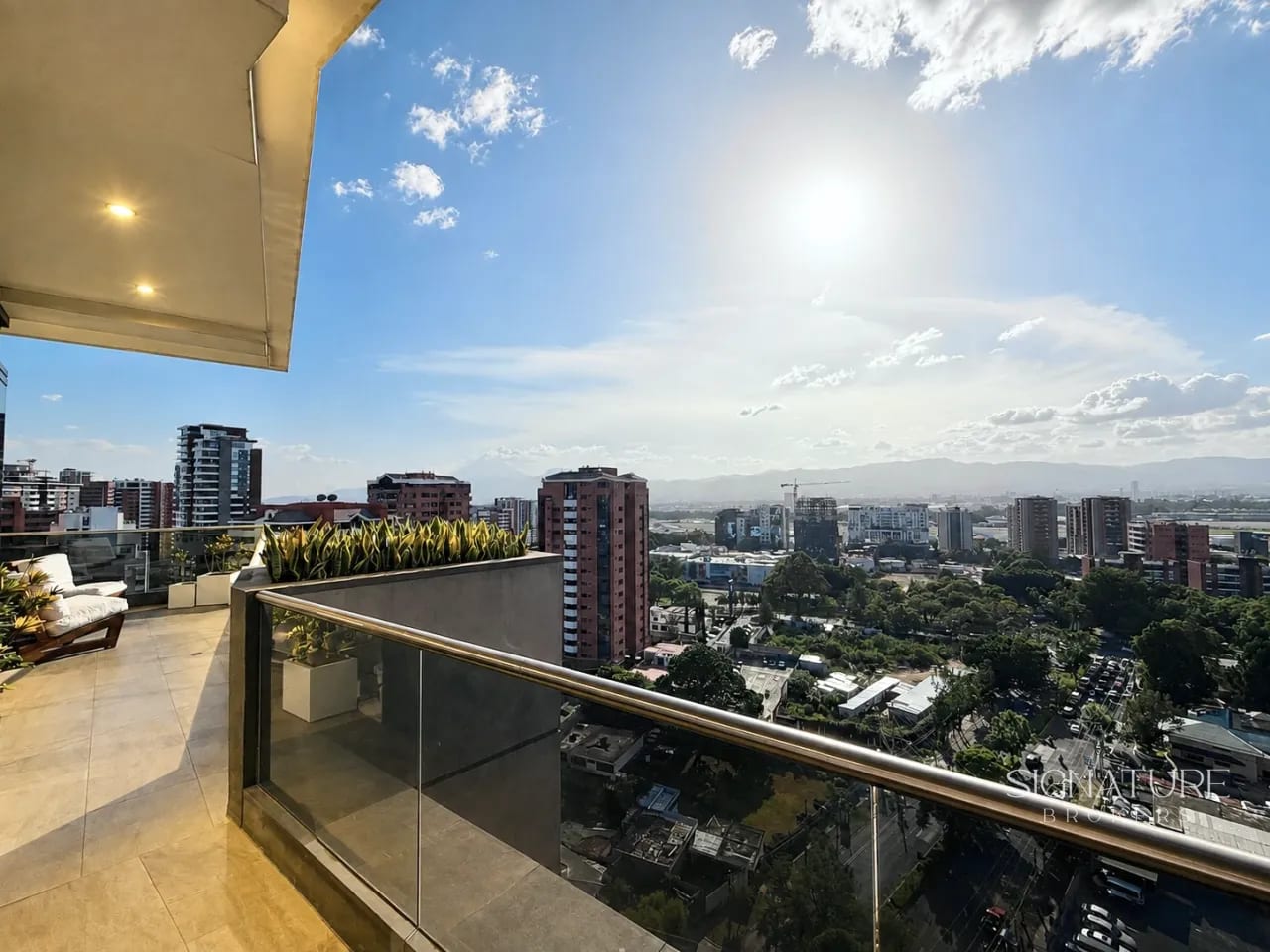 Lower Penthouse amueblado en Venta – Santa Inés Z.14 — Apartamento en Venta en Zona 14, Guatemala, Ciudad — foto 10 de 10