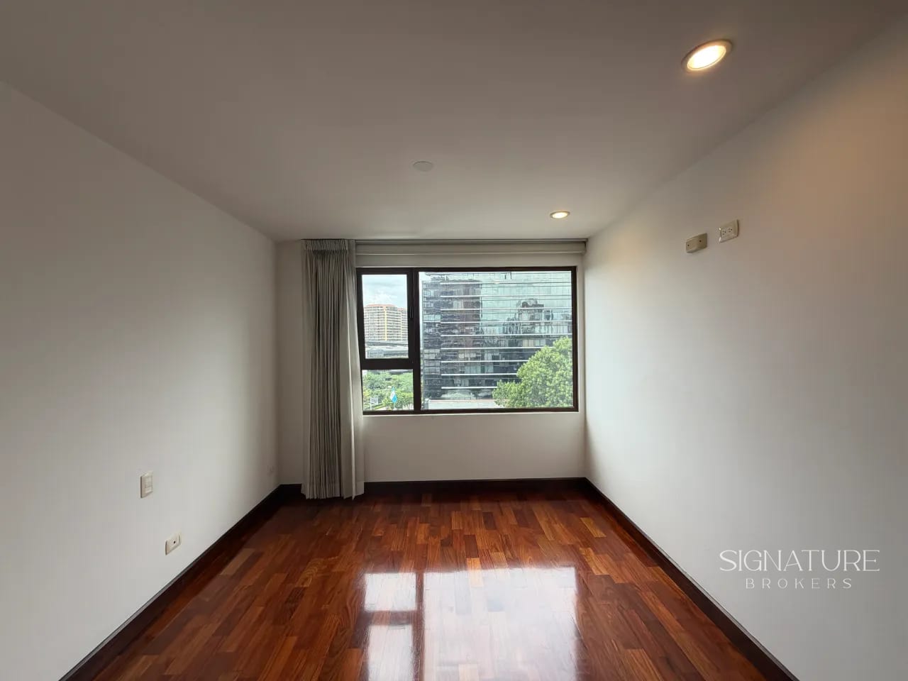 Apartamento en Renta - Santa Maria Z.10 — Apartamento en Alquiler en Zona 10, Guatemala, Ciudad — foto 5 de 15