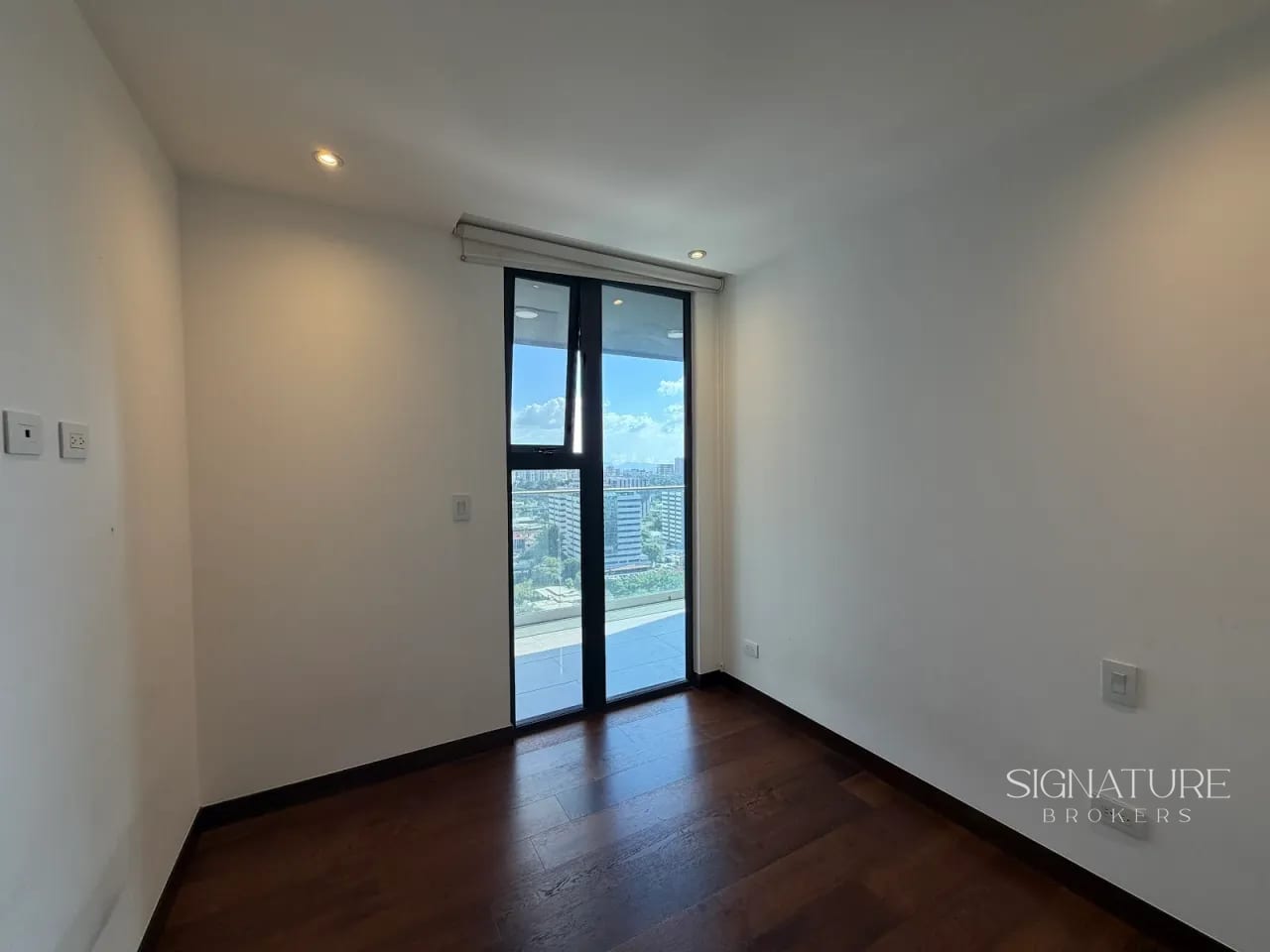 Apartamento en Renta – Vasanta Z.10 — Apartamento en Alquiler en Vasanta, Zona 10, Guatemala, Ciudad — foto 10 de 14