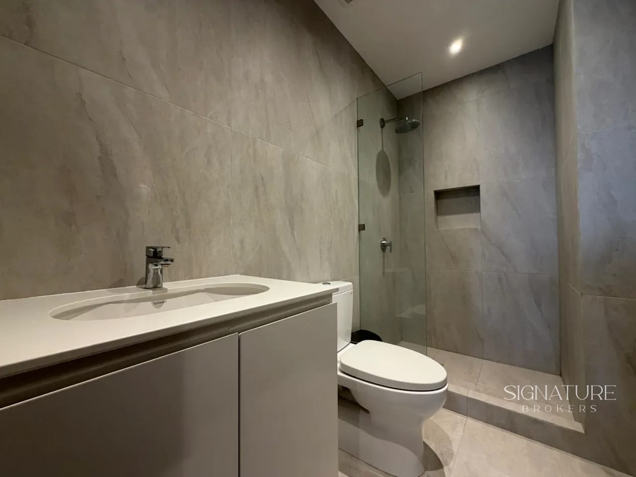 Apartamento en Renta – Vasanta Z.10 — Apartamento en Alquiler en Vasanta, Zona 10, Guatemala, Ciudad — foto 12 de 14