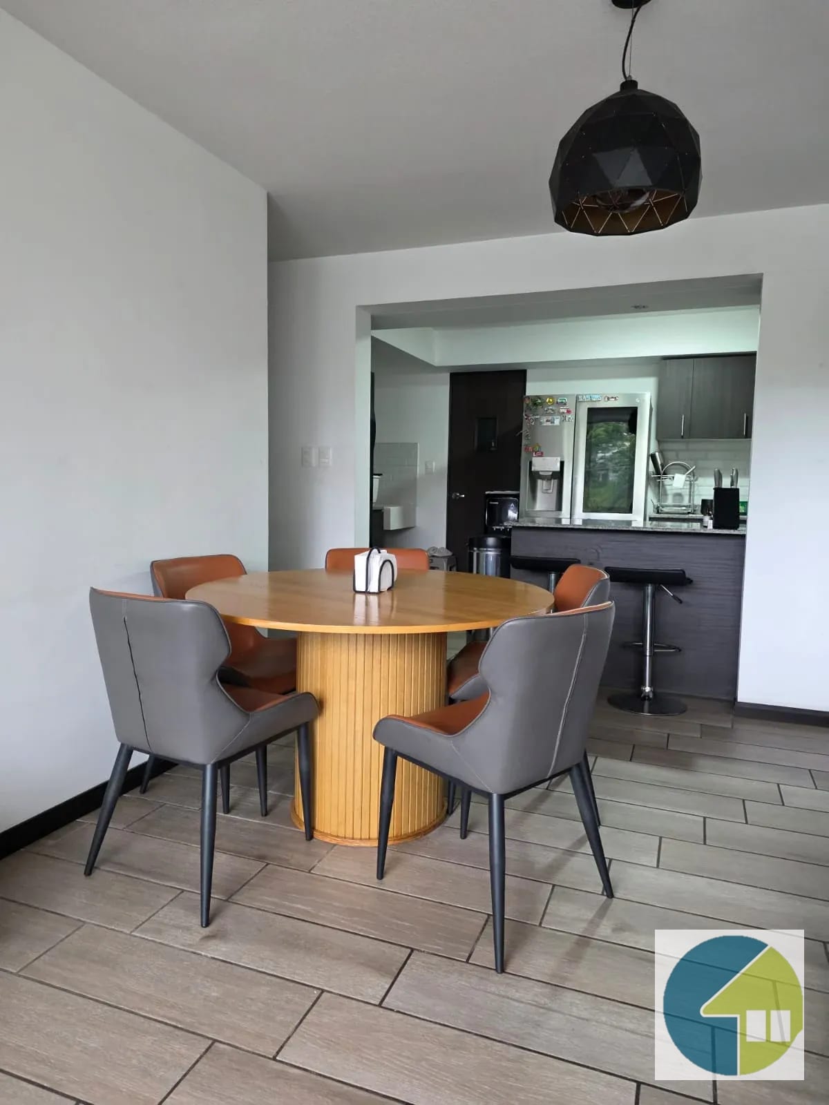 ¡tu Nuevo Hogar Te Espera en Condado el Naranjo! — Apartamento en Venta en Condado Naranjo, Zona 4 Mixco, Guatemala, Ciudad — foto 3 de 16