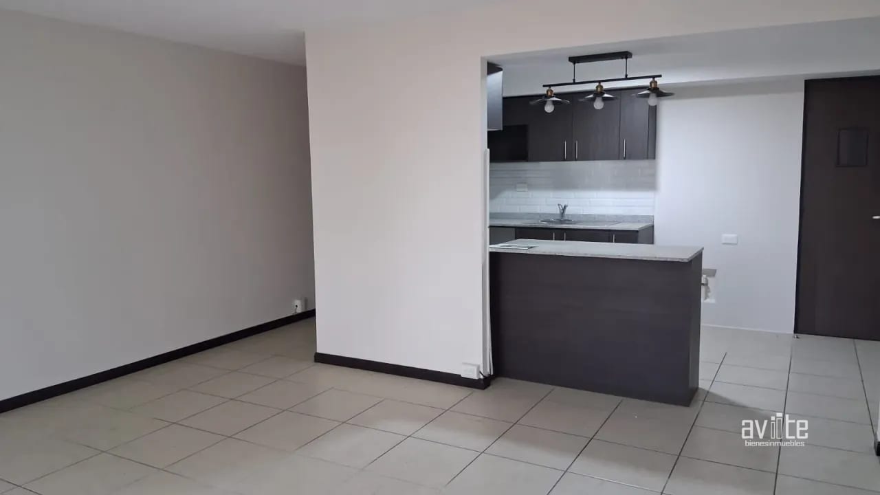 Apartamento de 87 metros, más parqueos en venta, Condado Narano — Apartamento en Venta en Condado Naranjo, Zona 4 Mixco, Guatemala, Ciudad — foto 7 de 11