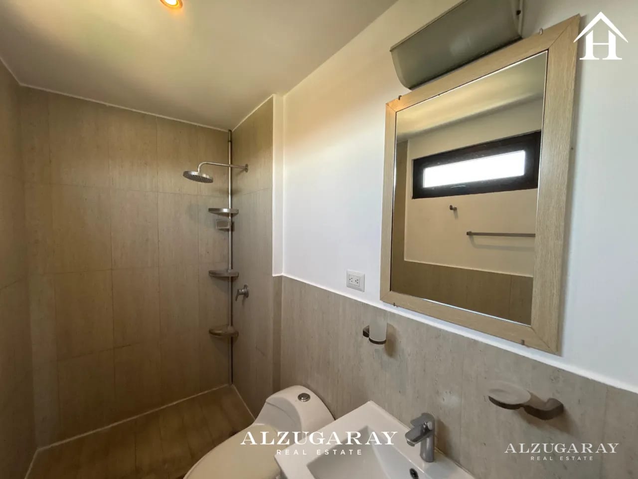 APTO AMPLIO C/ VISTA -2 HAB / TORRE 360, Z. 15 — Apartamento en Venta en Torre 360°, Zona 15, Guatemala, Ciudad — foto 10 de 10