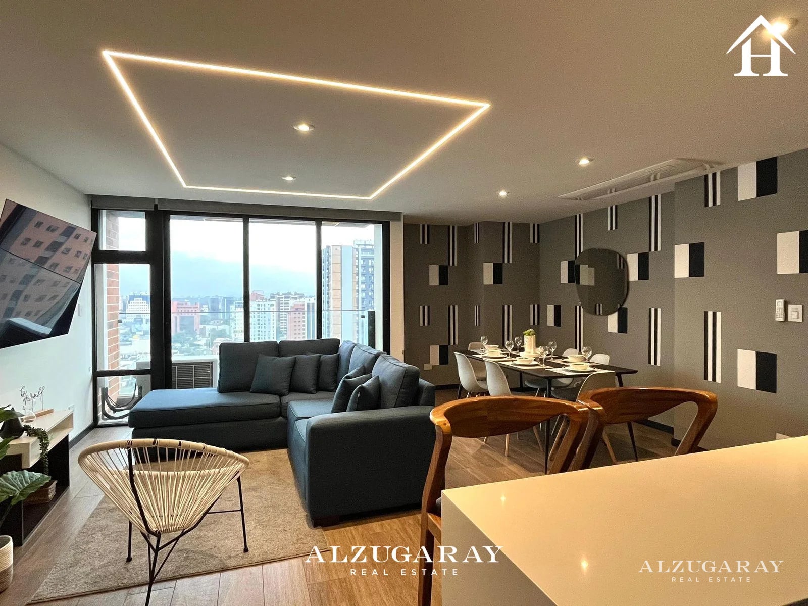 APTO. C/ BALCÓN, ZONA 10 -3 HAB. / EDIFICIO IQ10 - 1