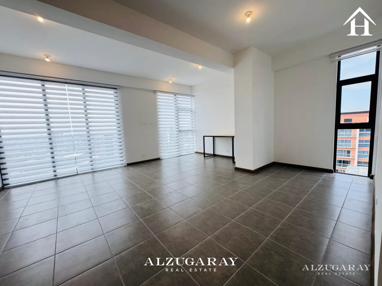 Penthouse en Renta | 2 Hab. / Edificio en Zona 15 — Apartamento en Alquiler en Zona 15, Guatemala, Ciudad — foto 2 de 15