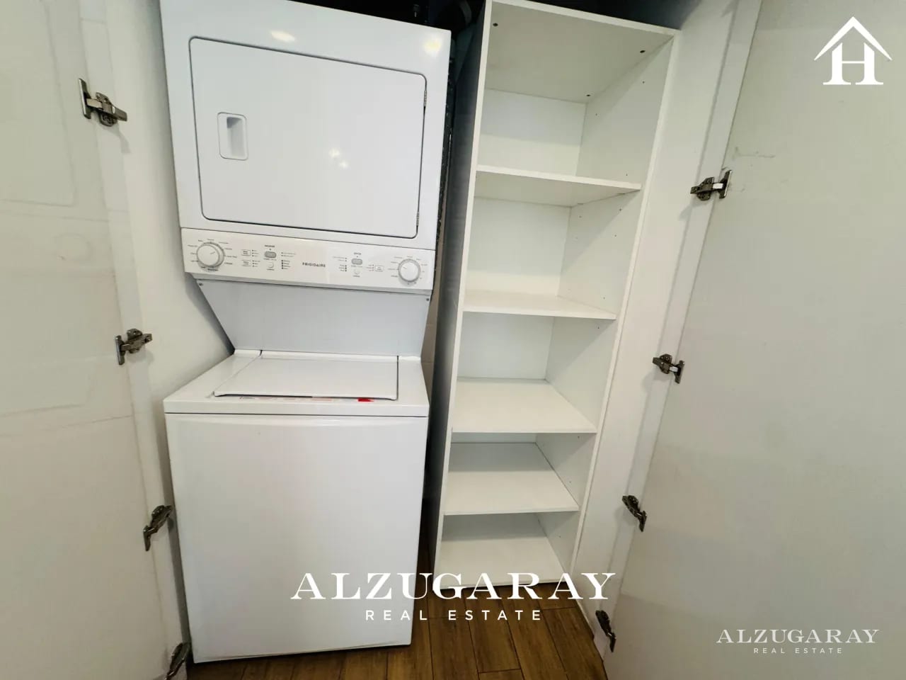 APTO. MODERNO E ILUMINADO - 1 HAB. / EDIFICIO ZONA 15 — Apartamento en Alquiler en Zona 15, Guatemala, Ciudad — foto 4 de 13