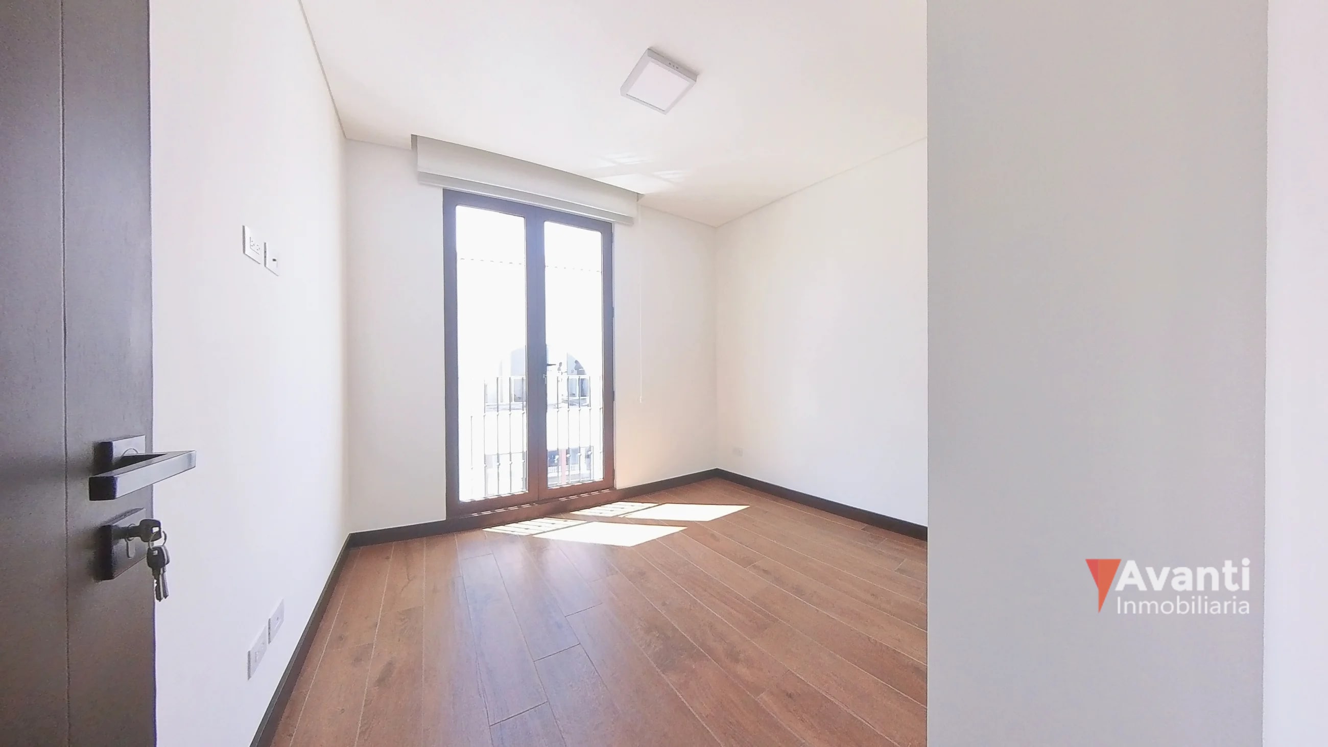 ALQUILER LINDO APARTAMENTO CON TERRAZA EN LIRIOS DE CAYALA ZONA 16 - 11