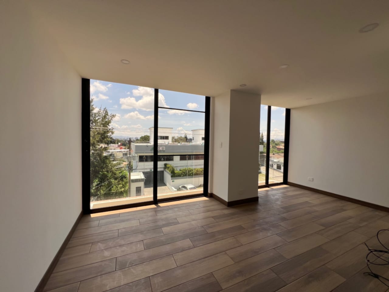 APARTAMENTO NUEVO VENTA PRIVE ZONA 15 VH1, 3 DORMITORIOS 2 BAÑOS 94 MTS2, 2 PARQUEOS Y BODEGA $255,000 — Apartamento en Venta en Vista Hermosa I, Zona 15, Guatemala, Ciudad — foto 2 de 13