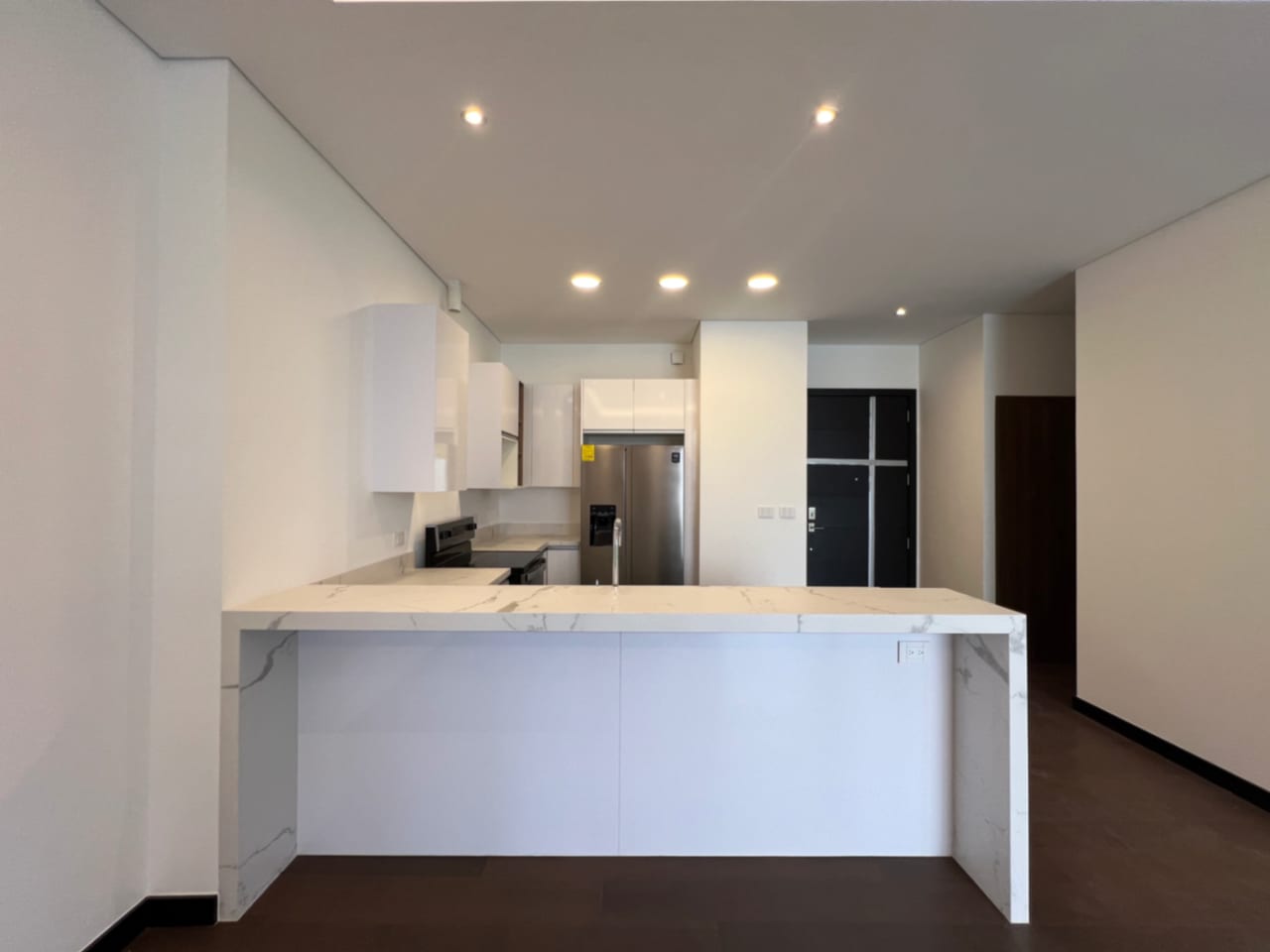 Nogales de Cayalá Zona 16, Apartamento Nuevo con Jardín 3 Dormitorios Venta Y/o Renta 160 MTS2 Apto + 50 Mts Jardín + 4 Parqueos Venta $850,000 Renta $3,250 — Apartamento en Alquiler en Zona 16, Guatemala, Ciudad — foto 3 de 9