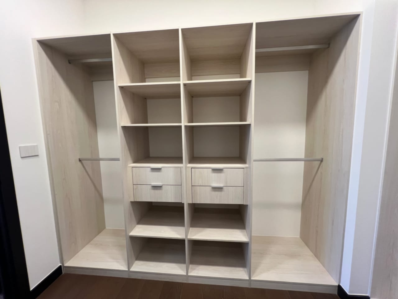 Nogales de Cayalá Zona 16, Apartamento Nuevo con Jardín 3 Dormitorios Venta Y/o Renta 160 MTS2 Apto + 50 Mts Jardín + 4 Parqueos Venta $850,000 Renta $3,250 — Apartamento en Alquiler en Zona 16, Guatemala, Ciudad — foto 7 de 9