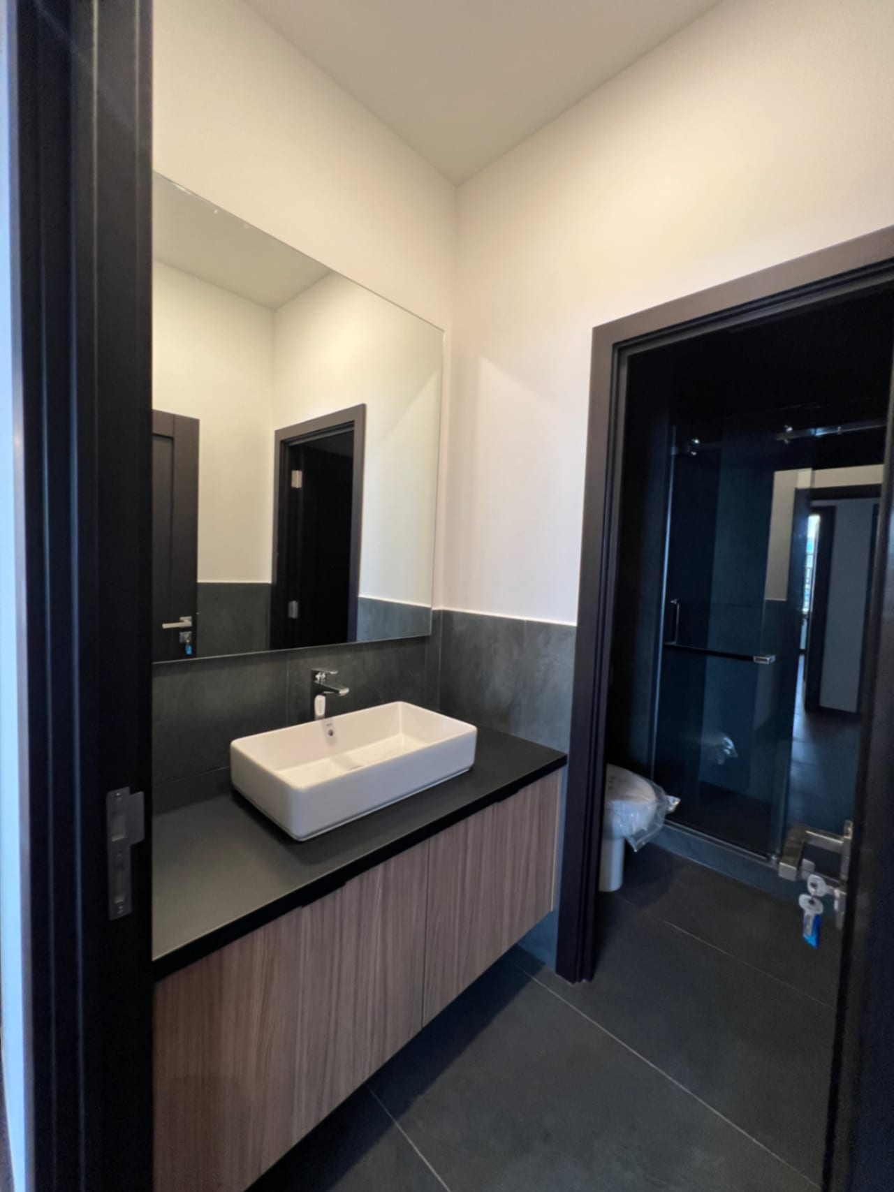 Nogales de Cayalá Zona 16, Apartamento Nuevo con Jardín 3 Dormitorios Venta Y/o Renta 160 MTS2 Apto + 50 Mts Jardín + 4 Parqueos Venta $850,000 Renta $3,250 — Apartamento en Alquiler en Zona 16, Guatemala, Ciudad — foto 8 de 9