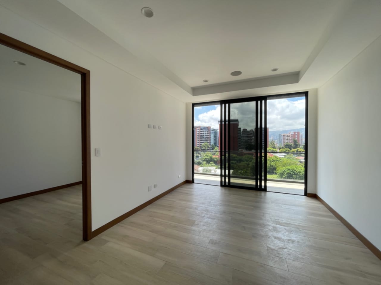 Zona 10, Apartamento Nuevo en Renta Ferré Diez, 95 MTS2, 2 Dormitorios — Apartamento en Alquiler en Ferré Diez, Zona 10, Guatemala, Ciudad — foto 2 de 16