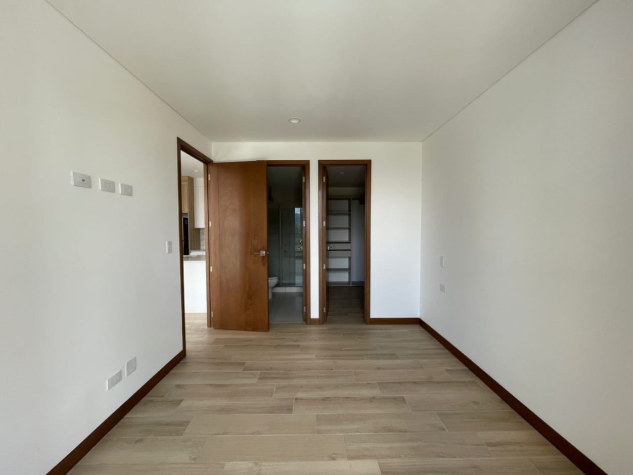 Zona 10, Apartamento Nuevo en Renta Ferré Diez, 95 MTS2, 2 Dormitorios — Apartamento en Alquiler en Ferré Diez, Zona 10, Guatemala, Ciudad — foto 8 de 16