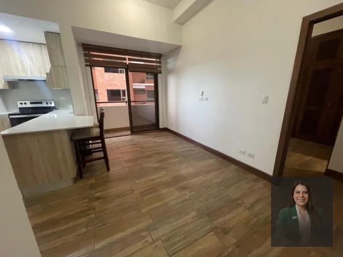 Apartamento en Renta Salvattore Zona 10 — Apartamento en Alquiler en Salvattore, Zona 10, Guatemala, Ciudad — foto 9 de 17