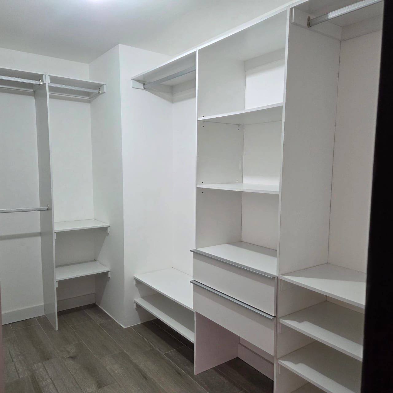 Apartamento en Venta Zona 14 La Villa, Segheria — Apartamento en Venta en Segheria, Zona 14, Guatemala, Ciudad — foto 8 de 14