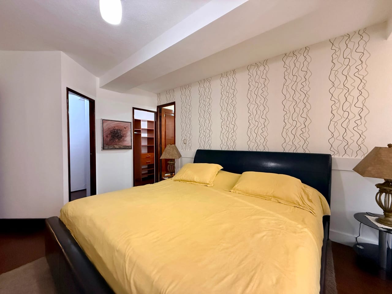 Vendo apartamento en Moradas del Acueducto zona 10 — Apartamento en Venta en Zona 10, Guatemala, Ciudad — foto 12 de 17