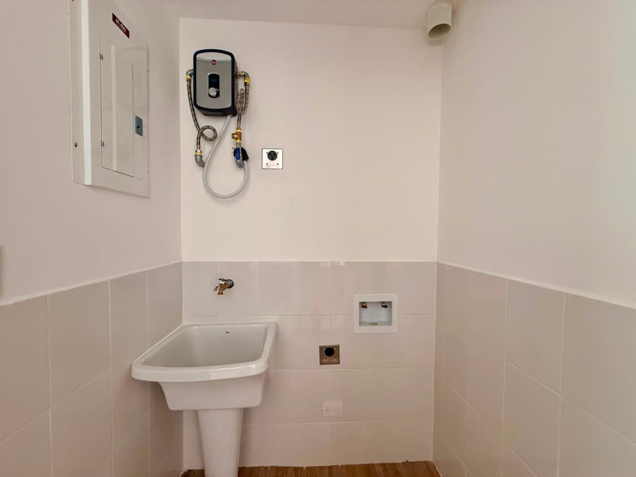 Apartamento en alquiler en Abitare Americas zona 13 — Apartamento en Alquiler en Zona 13, Guatemala, Ciudad — foto 16 de 17