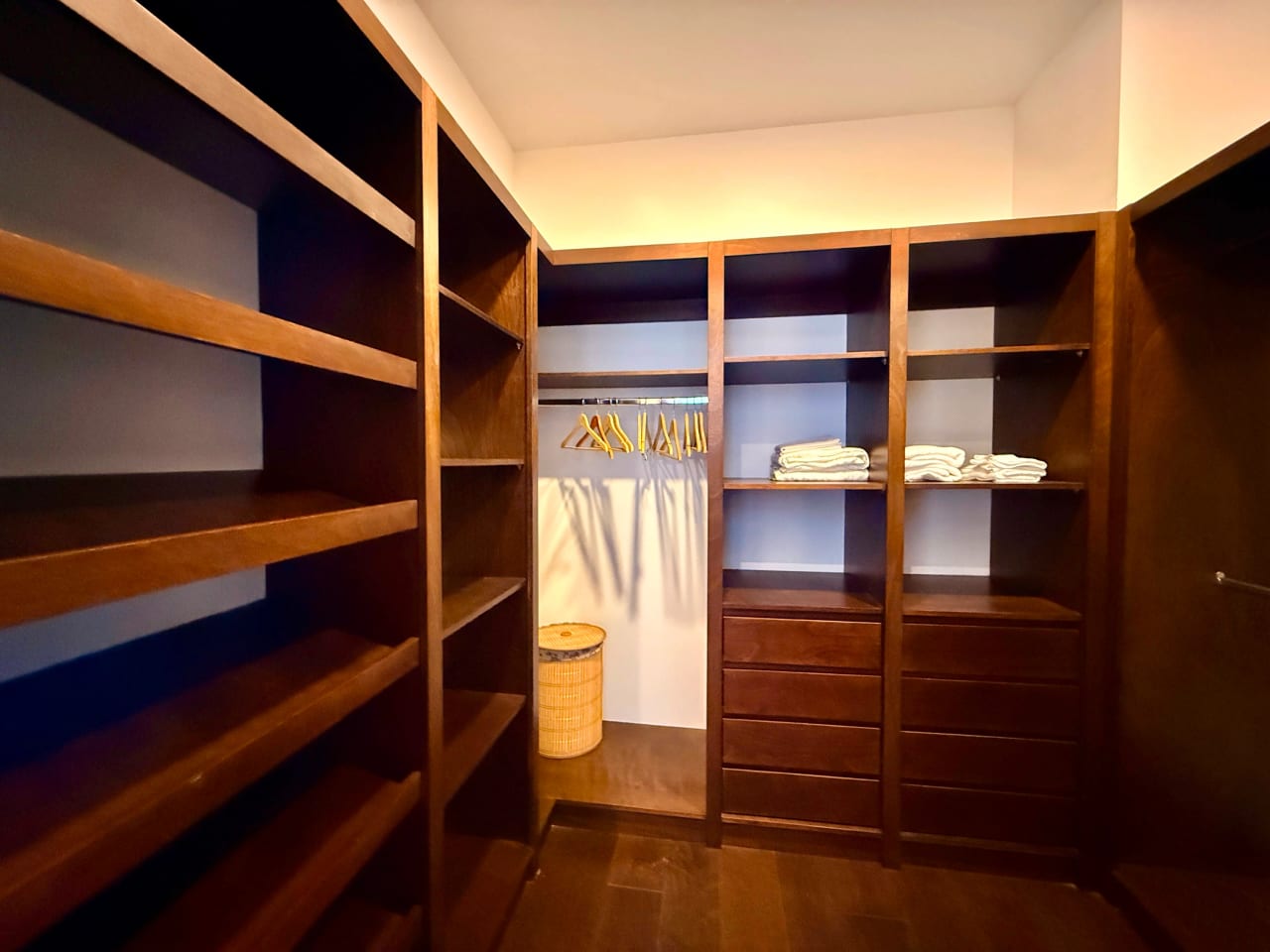 Apartamento en venta edificio Echo zona 14 — Apartamento en Venta en Zona 14, Guatemala, Ciudad — foto 10 de 16