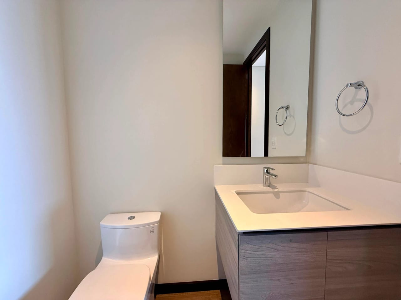 Apartamento en venta edificio Santa Sofia 7ma zona 10 — Apartamento en Venta en Zona 10, Guatemala, Ciudad — foto 15 de 17
