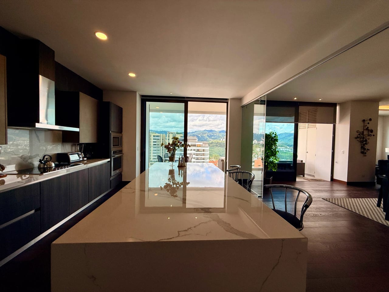 Apartamento amueblado en alquiler en edifcio Echo zona 14 — Apartamento en Alquiler en Zona 14, Guatemala, Ciudad — foto 4 de 16