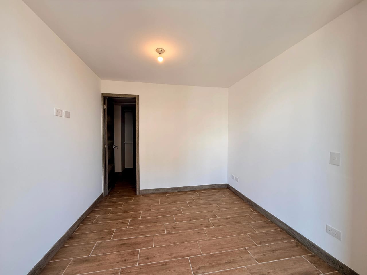 Apartamento en alquiler en Kiintea zona 15 — Apartamento en Alquiler en Zona 15, Guatemala, Ciudad — foto 7 de 16
