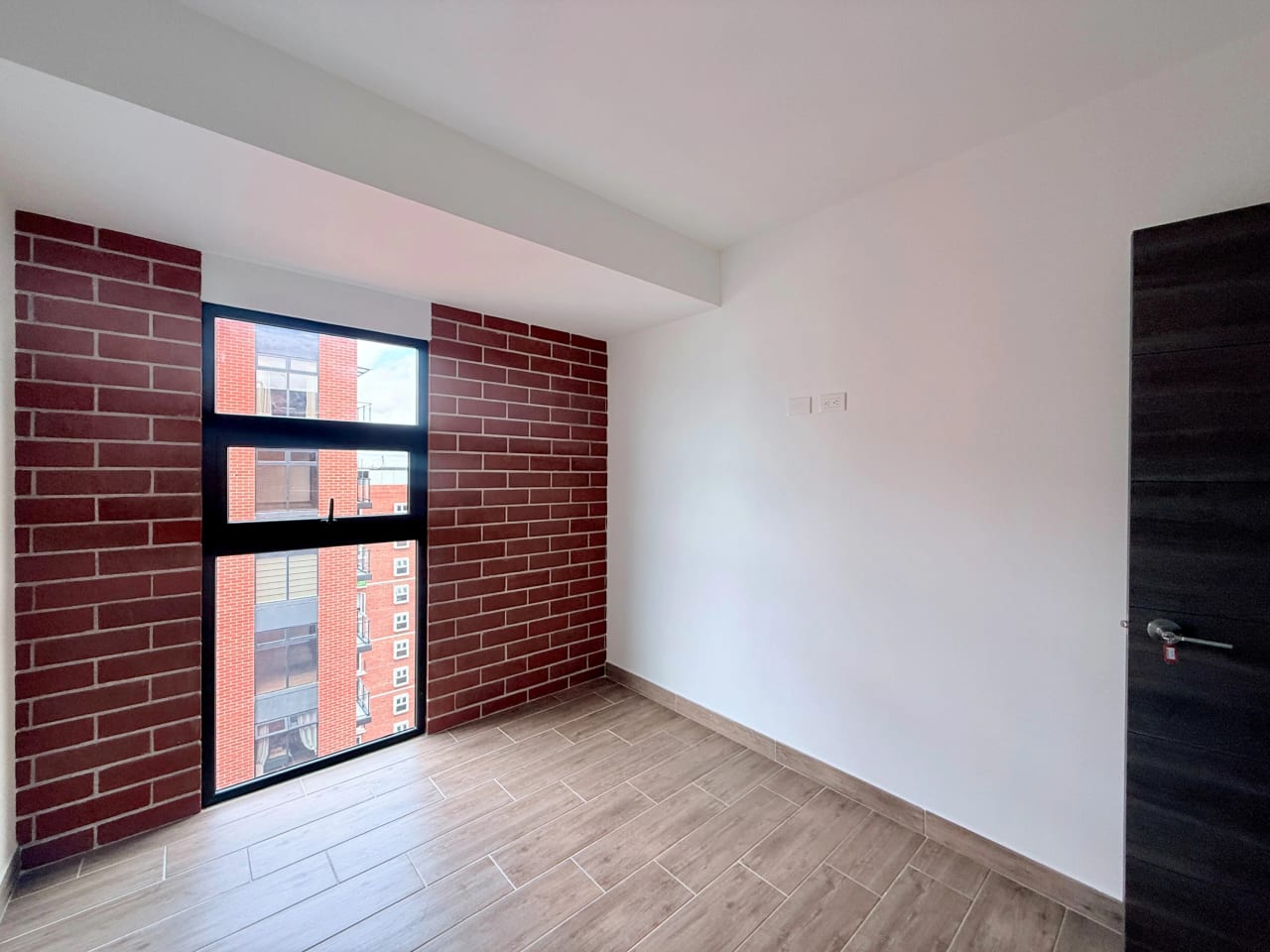 Apartamento en alquiler en Modra zona 4 — Apartamento en Alquiler en Zona 4, Guatemala, Ciudad — foto 12 de 17