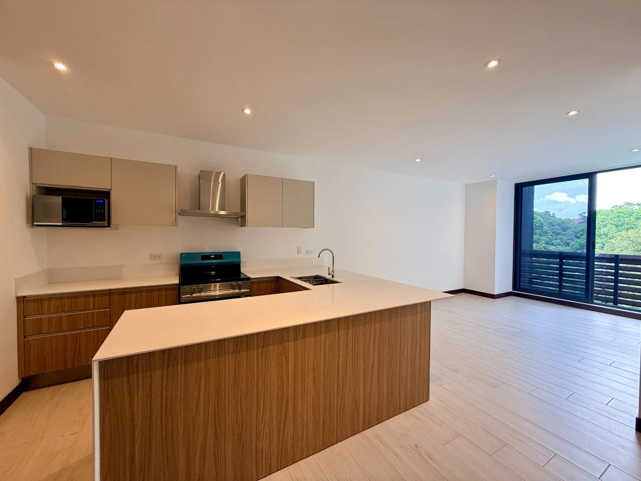 Apartamento en alquiler en Spazio zona 15 — Apartamento en Alquiler en Zona 15, Guatemala, Ciudad — foto 2 de 17
