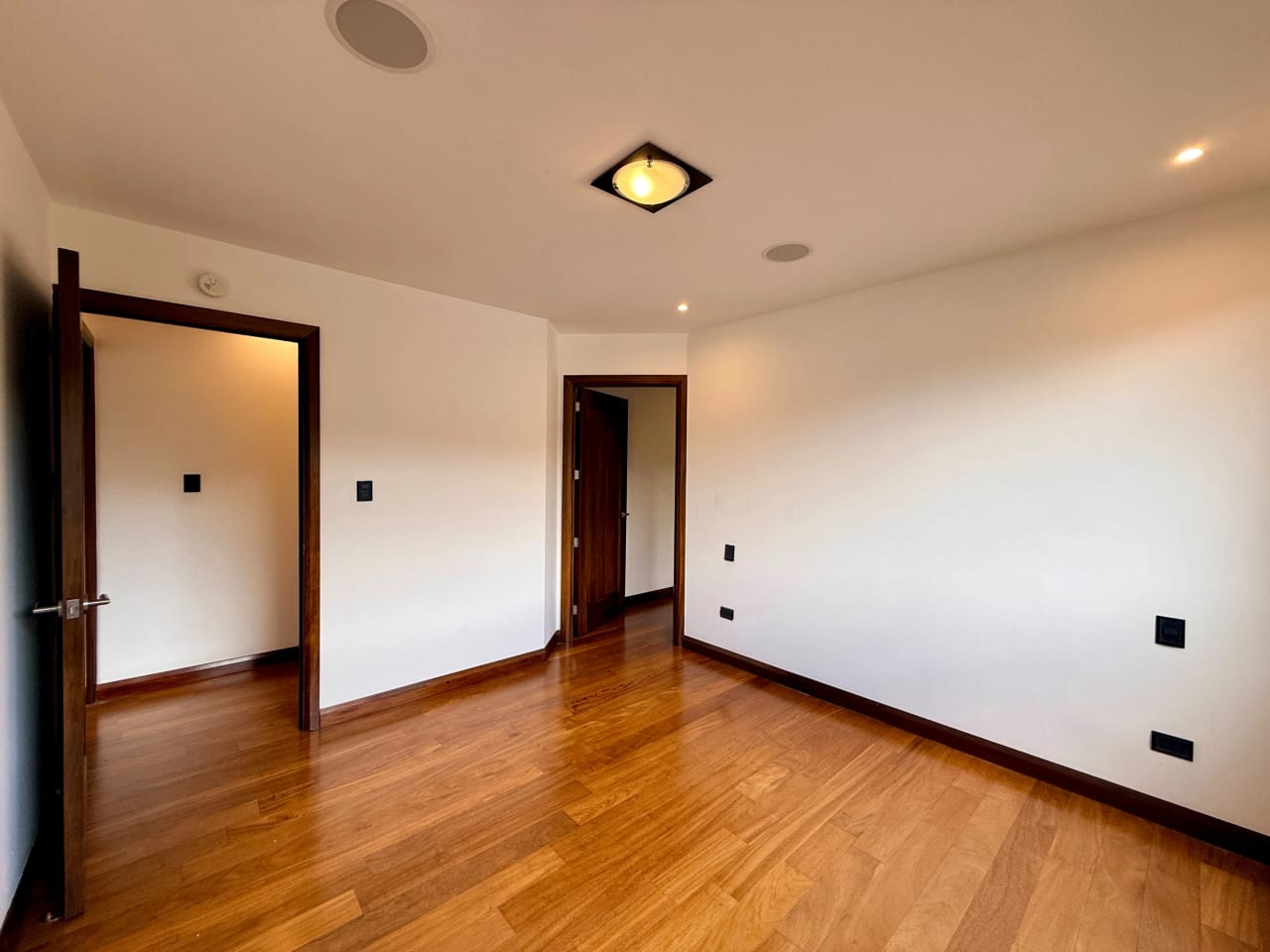 Apartamento en alquiler en edificio Verdino zona 15 — Apartamento en Alquiler en Zona 15, Guatemala, Ciudad — foto 11 de 17