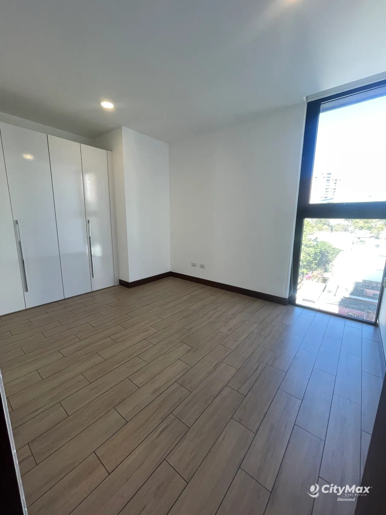 Apartamento en Venta en zona 15 — Apartamento en Venta en Zona 15, Guatemala, Ciudad — foto 8 de 13