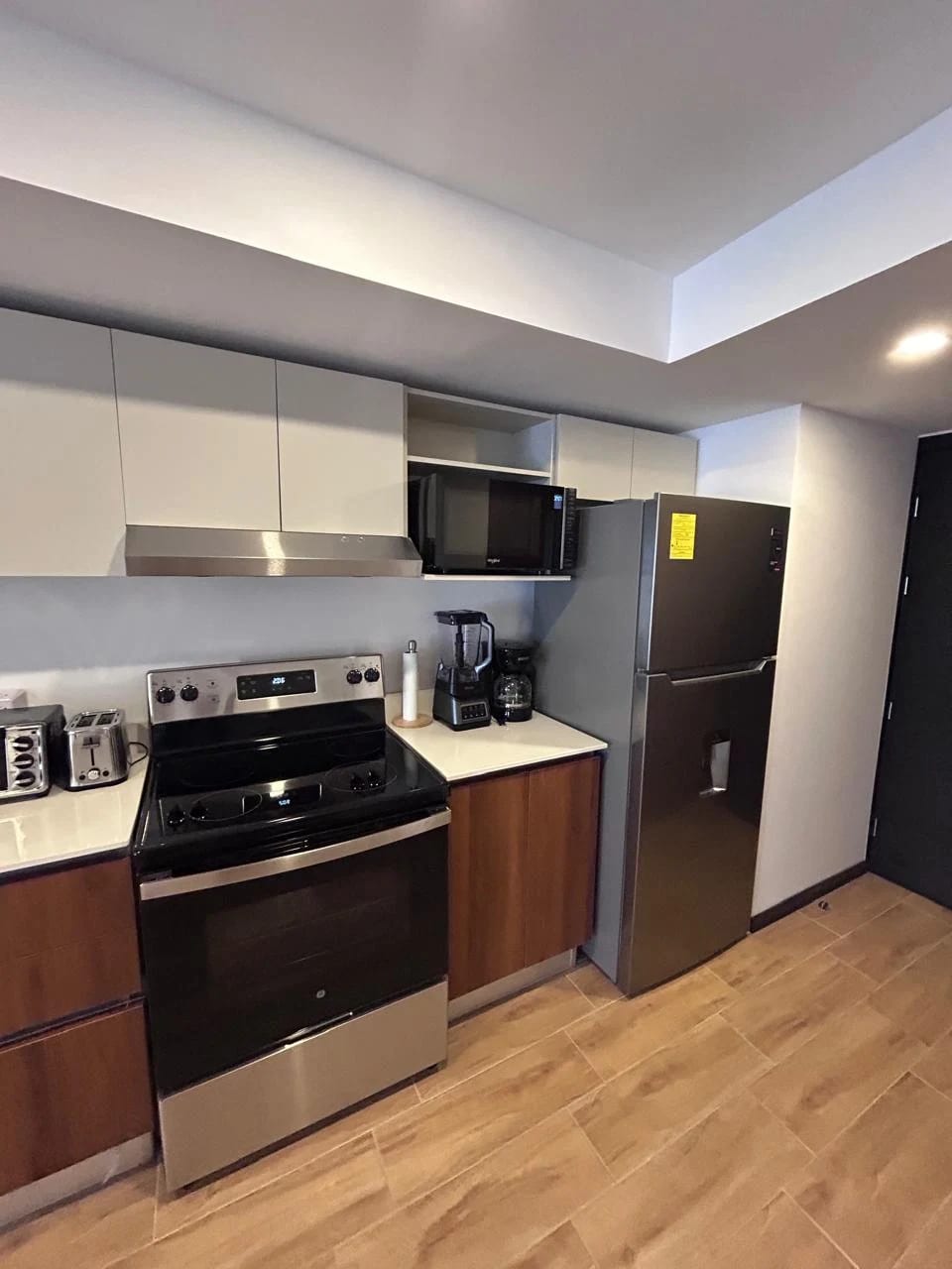 Apartamento en Alquiler Edificio Essenza - Zona 13 — Apartamento en Alquiler en Zona 13, Guatemala, Ciudad — foto 5 de 11